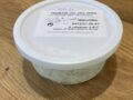 Fromage blanc aux épices de la Ferme des Quartiers (+/-300 g).